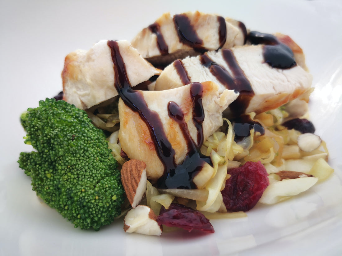 Ketone (low carb, higher fat #LCHF) diet enhances physical and cognitive performance.